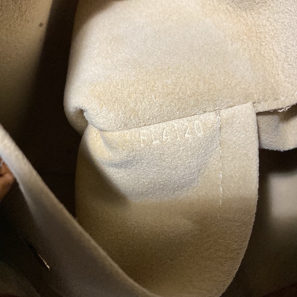 Louis Vuitton Galliera MM - Picture 7 of 10